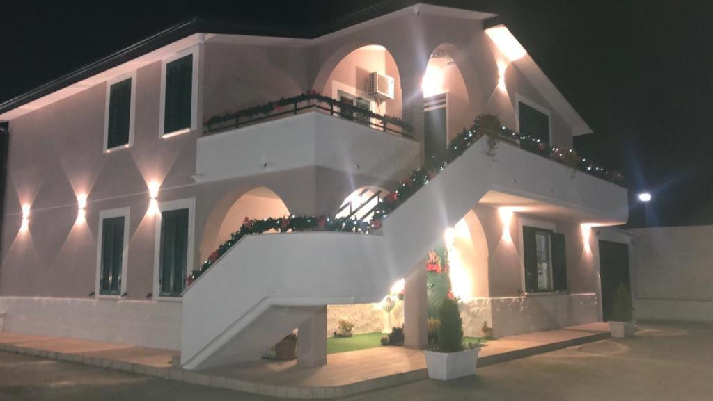 B&B Villa Antonella Piazza Armerina Esterno foto